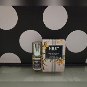 2/$40✨️Nest Vanilla Madagascar Oil✨️